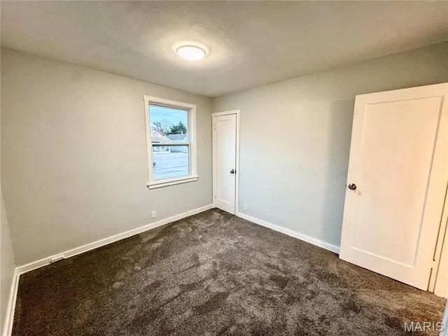 $1,200 | 2665 East 27th Street, Granite City, IL 62040