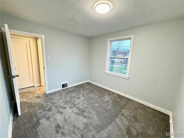 $1,200 | 2665 East 27th Street, Granite City, IL 62040