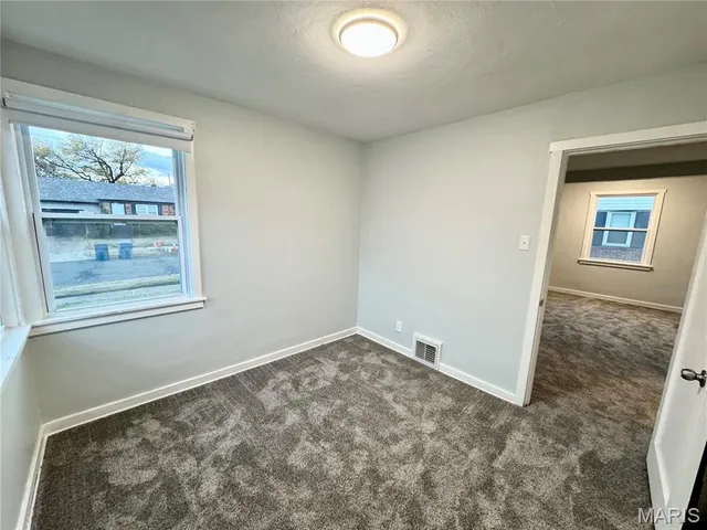 $1,200 | 2665 East 27th Street, Granite City, IL 62040