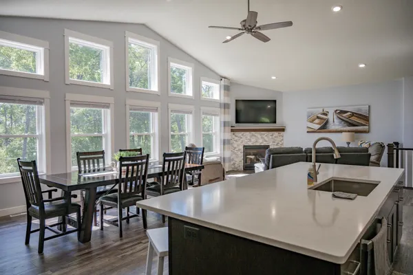 $1,250,000 | N9310 22nd Avenue, Necedah, WI 54646