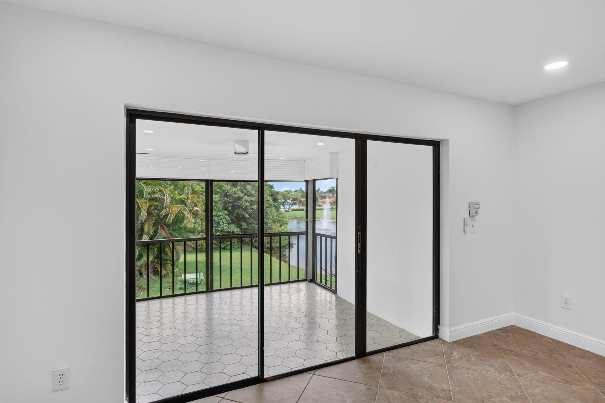 8460 Casa Del Lago, Unit 25B Boca Raton, FL 33433 - Photo 29 of 57 COVERED/SCREENED-IN PATIO