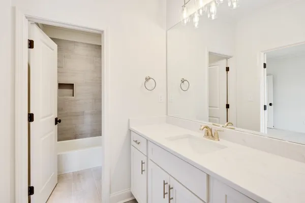 $999,999 | 292 Keisie Lane, Collierville, TN 38017