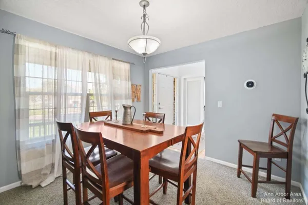 $389,500 | 214 Glenwood Circle, Manchester, MI 48158