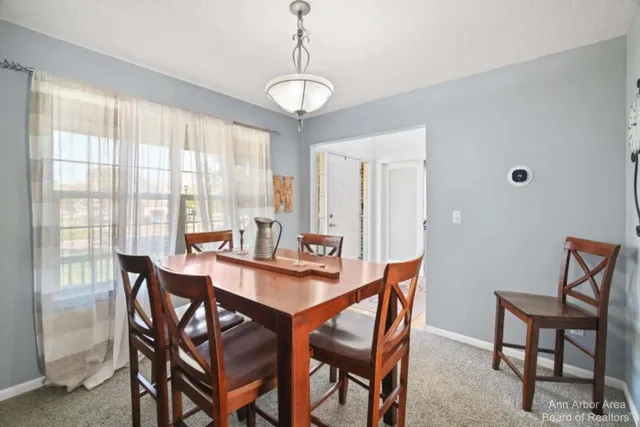 $389,500 | 214 Glenwood Circle, Manchester, MI 48158