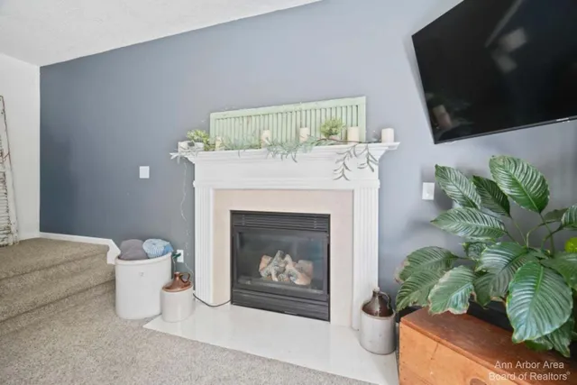 $389,500 | 214 Glenwood Circle, Manchester, MI 48158