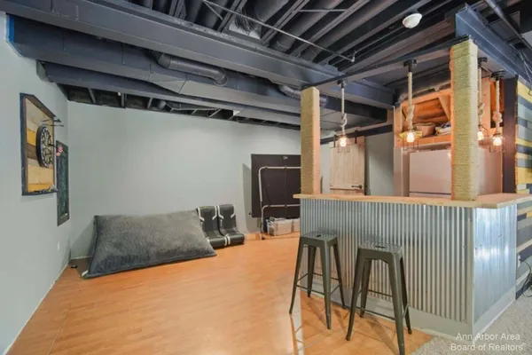 $389,500 | 214 Glenwood Circle, Manchester, MI 48158