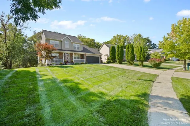 $389,500 | 214 Glenwood Circle, Manchester, MI 48158