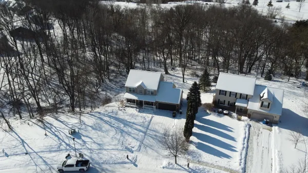 $389,500 | 214 Glenwood Circle, Manchester, MI 48158