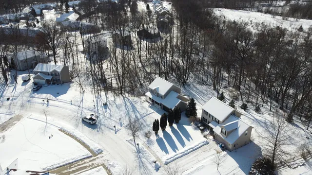 $389,500 | 214 Glenwood Circle, Manchester, MI 48158