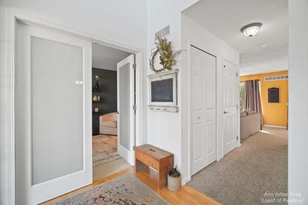 $389,500 | 214 Glenwood Circle, Manchester, MI 48158