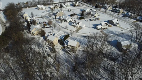 $389,500 | 214 Glenwood Circle, Manchester, MI 48158