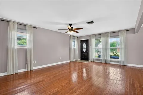 $319,000 | 1349 Ocean Drive, Metairie, LA 70005