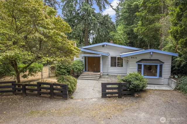 a view of a door of the house
