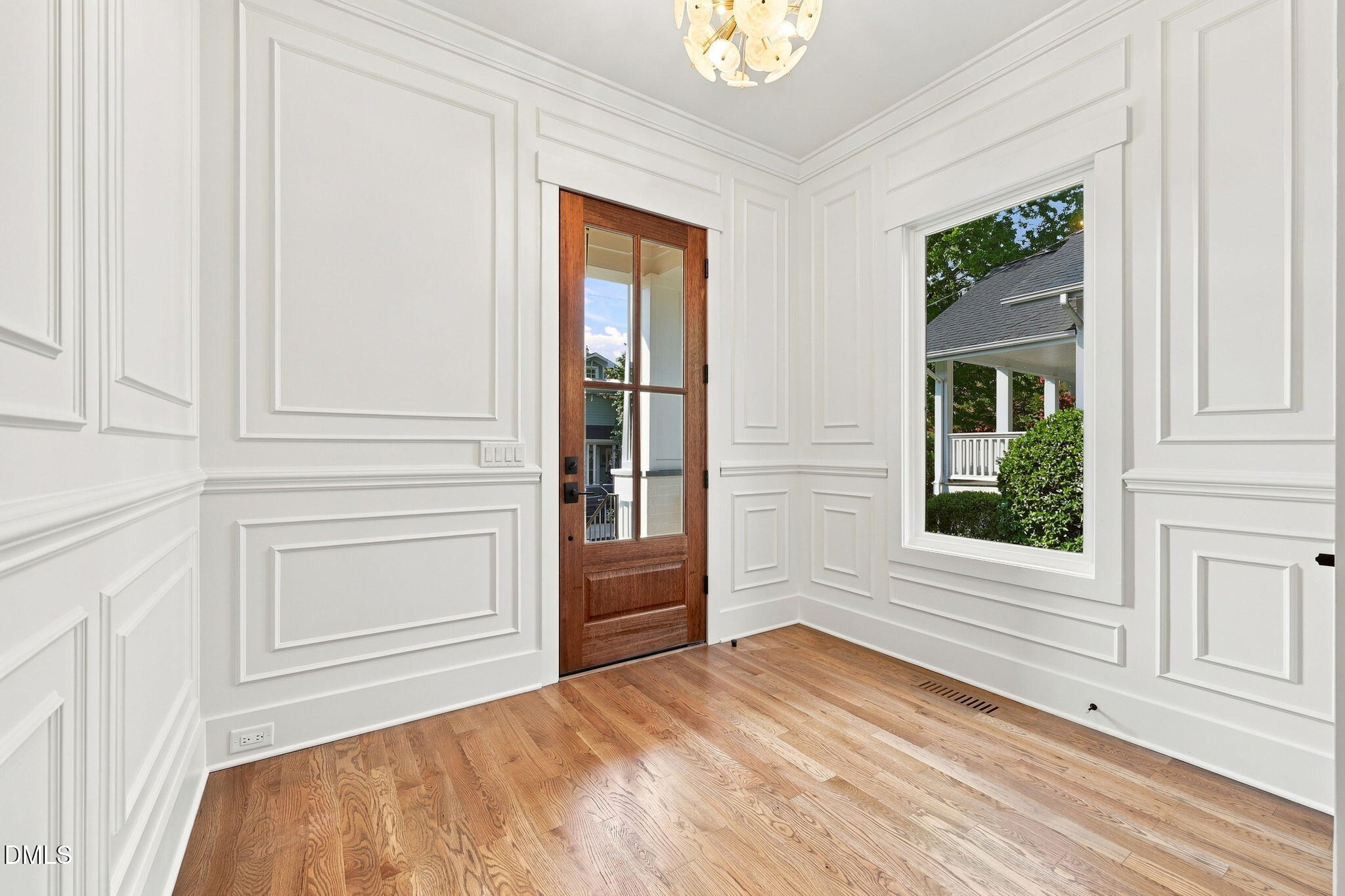 316 Perry Street Raleigh, NC 27608 - Photo 6 of 53 13-web-or-mls-IMG_8521