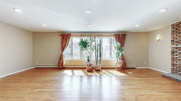 $1,695,000 | 210-30 29th Avenue | Bayside