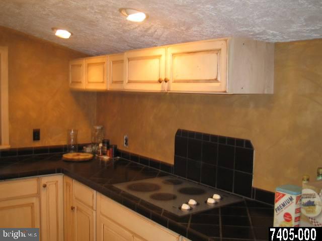 4373 Bridgeview Road Stewartstown, PA 17363 - Photo 7 of 9 Gallery Image 7