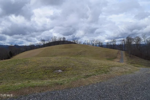 $274,000 | 27.33-ac Big Springs Road, Eidson, TN 37731