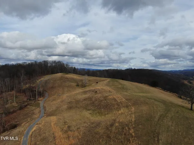 $274,000 | 27.33-ac Big Springs Road, Eidson, TN 37731