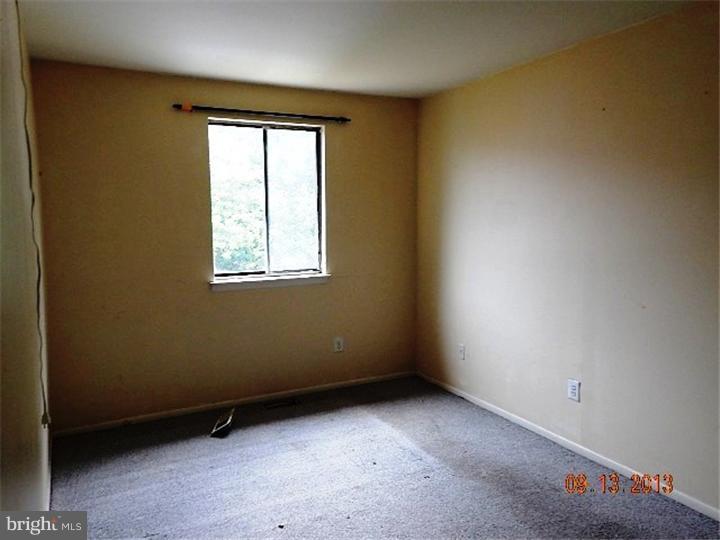 13027 Townsend Road, Unit B7 Philadelphia, PA 19154 - Photo 12 of 17