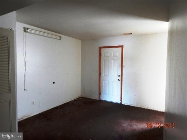13027 Townsend Road, Unit B7 Philadelphia, PA 19154 - Photo 6 of 17