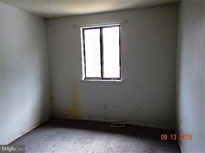 13027 Townsend Road, Unit B7 Philadelphia, PA 19154 - Photo 10 of 17