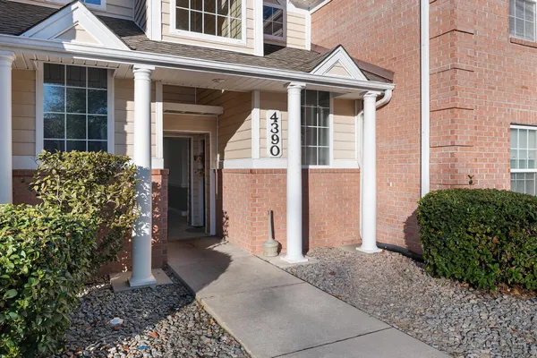 $224,500 | 4390 Daphne Lane, Unit H, Murrells Inlet, SC 29576