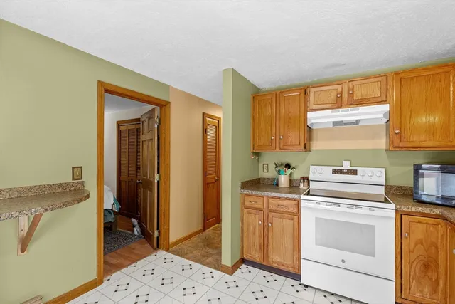 $459,000 | 8 Windy Hill Drive, Wareham, MA 02576