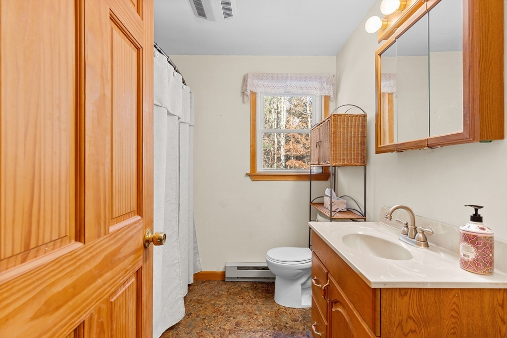 8 Windy Hill Drive Wareham, MA 02576 - Photo 10 of 17