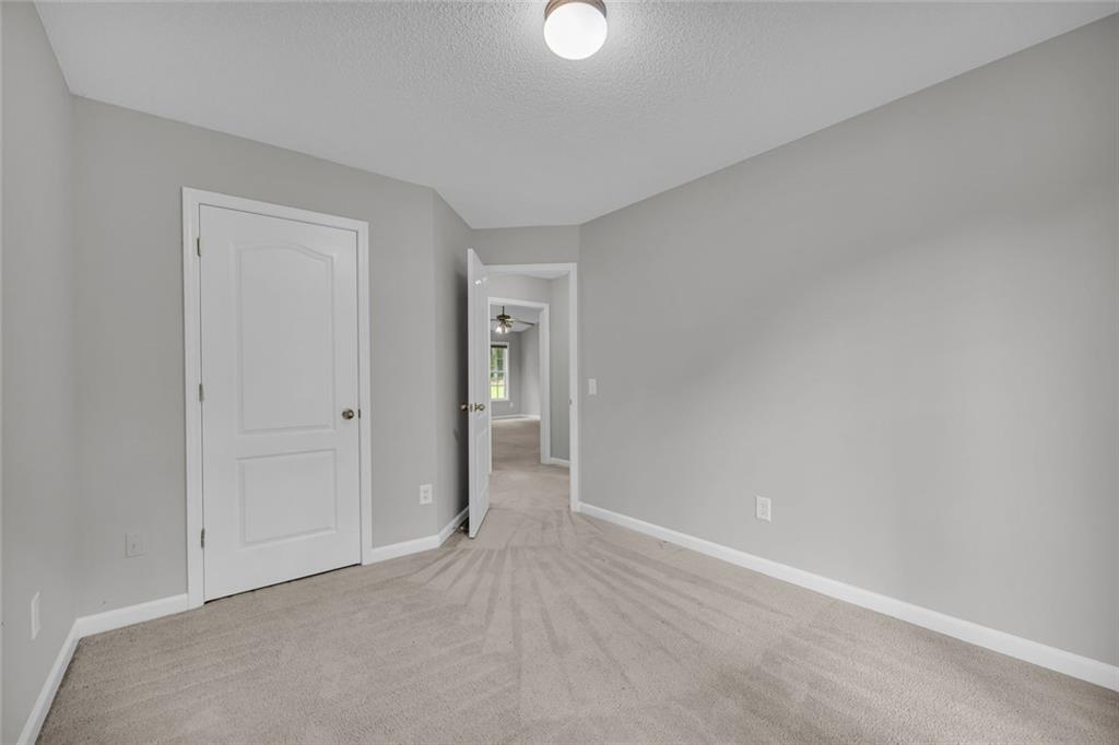 1305 Manning Way Monroe, GA 30656 - Photo 33 of 38