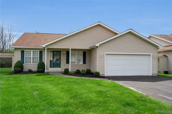 $369,900 | 53 Alexander Parkway, Pendleton, NY 14120