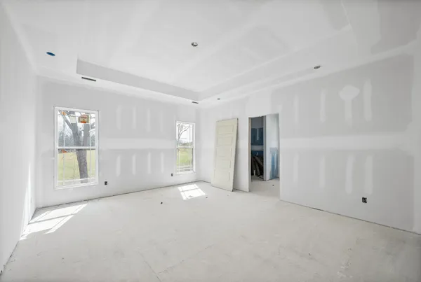 a view of a livingroom with an empty space