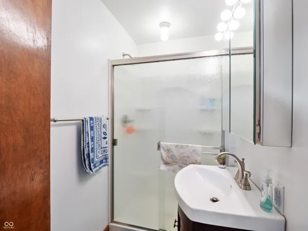 $285,000 | 11937 East 100 South, Columbus, IN 47203