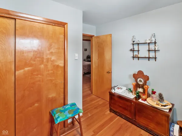 $285,000 | 11937 East 100 South, Columbus, IN 47203