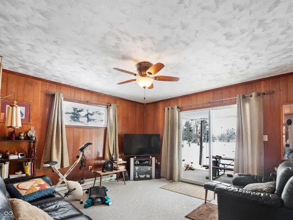 $285,000 | 11937 East 100 South, Columbus, IN 47203