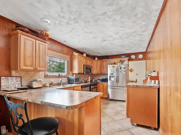 $285,000 | 11937 East 100 South, Columbus, IN 47203