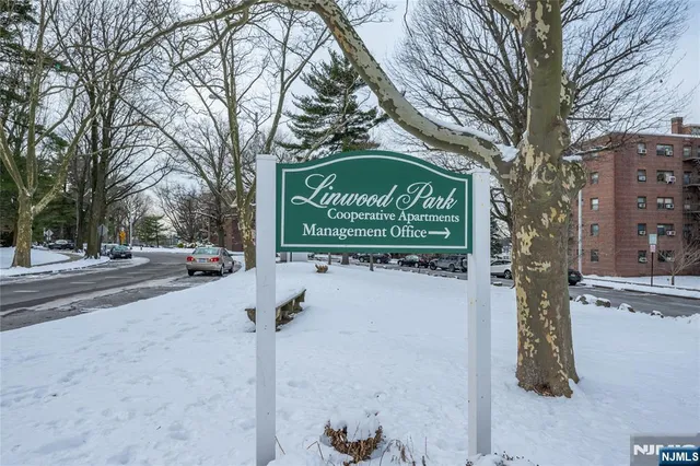 $197,000 | 3071 Edwin Avenue, Unit 2F, Fort Lee, NJ 07024