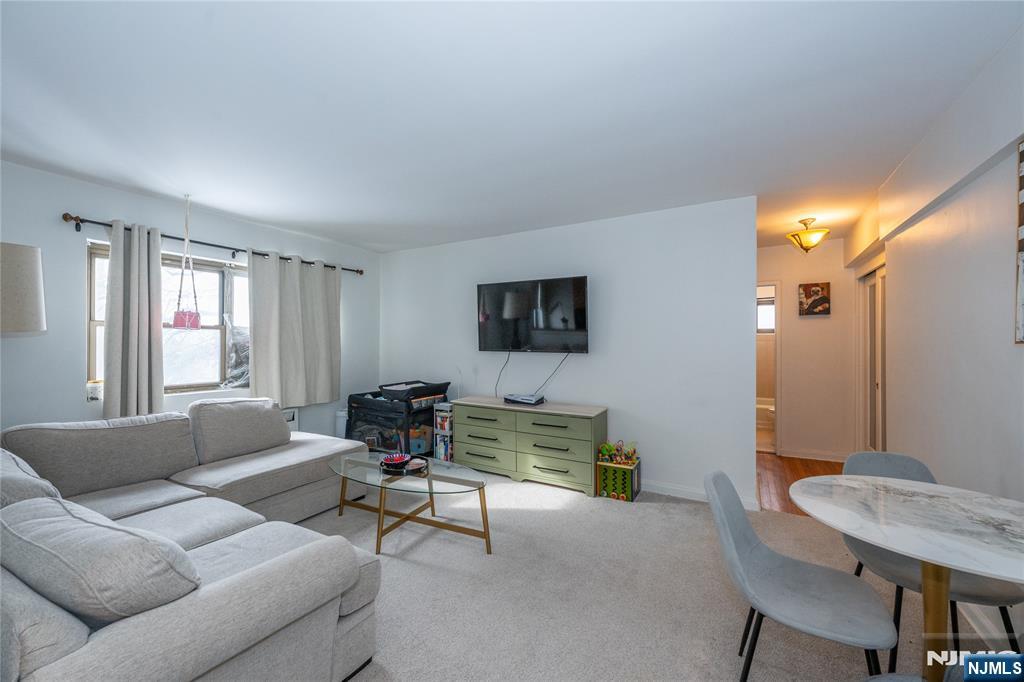 3071 Edwin Avenue, Unit 2F Fort Lee, NJ 07024 - Photo 3 of 9