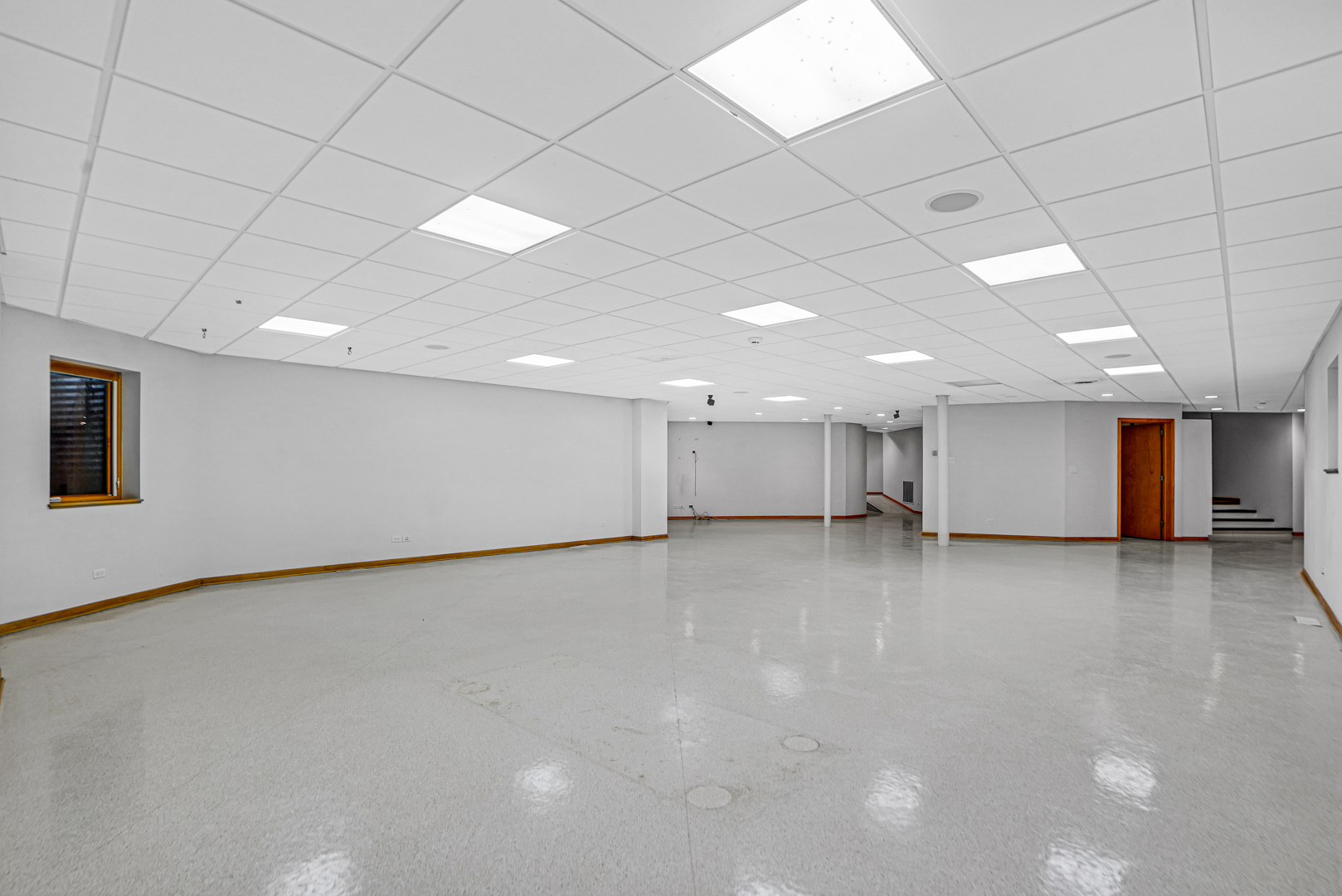 109 Sunset Ridge Road Northfield, IL 60093 - Photo 18 of 30 a view of an empty room with a window