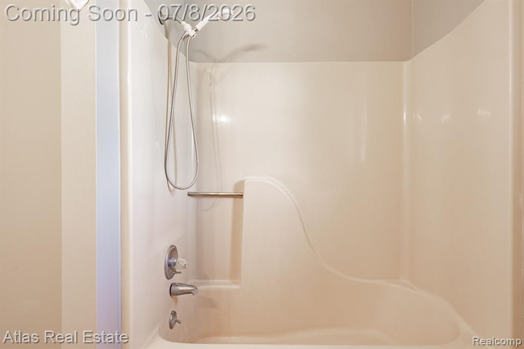 2255 North Milford Road Highland, MI 48357 - Photo 17 of 26
