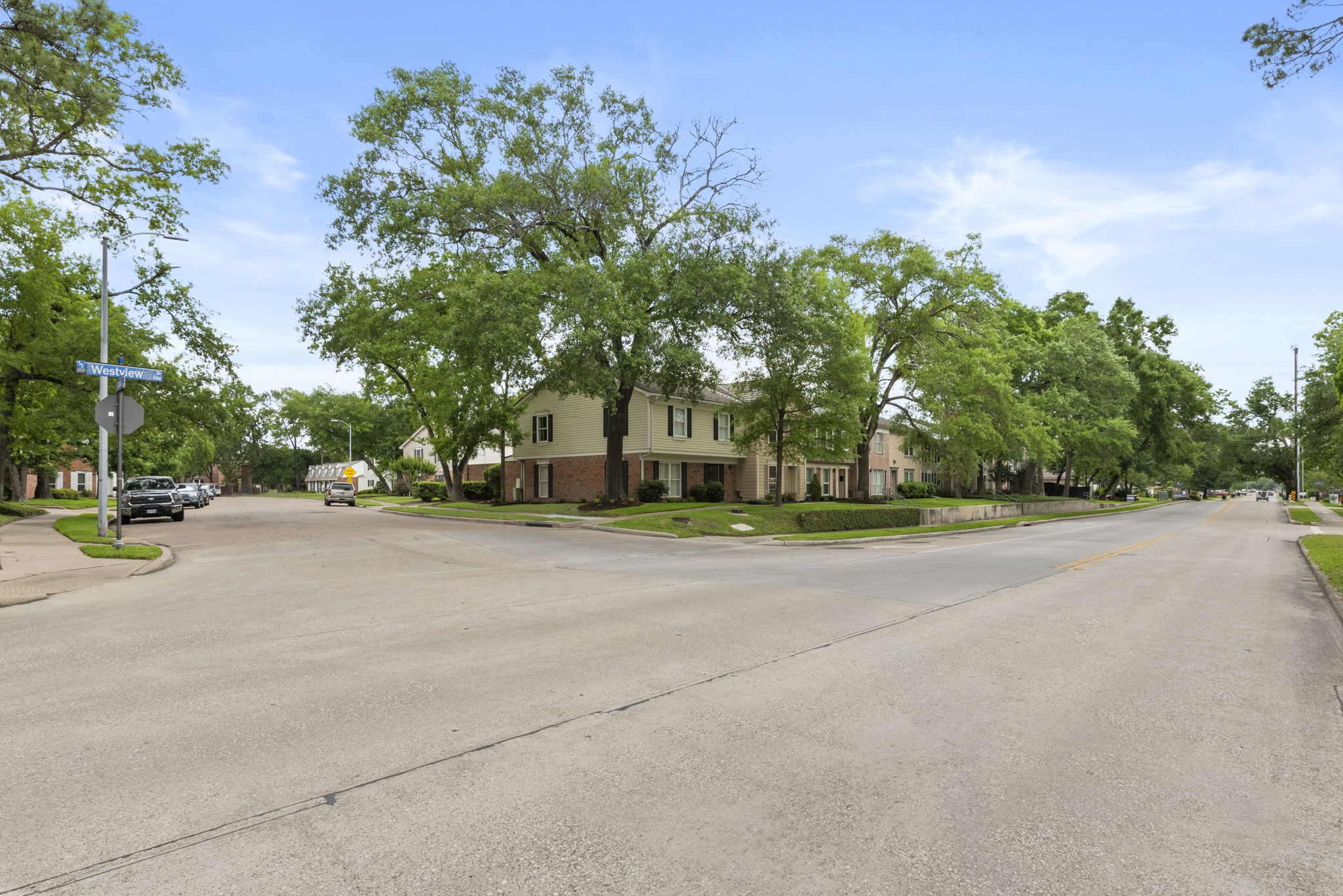 9668 Westview Drive, Unit 2 Houston, TX 77055 - Photo 5 of 34 a view of a city street from a building