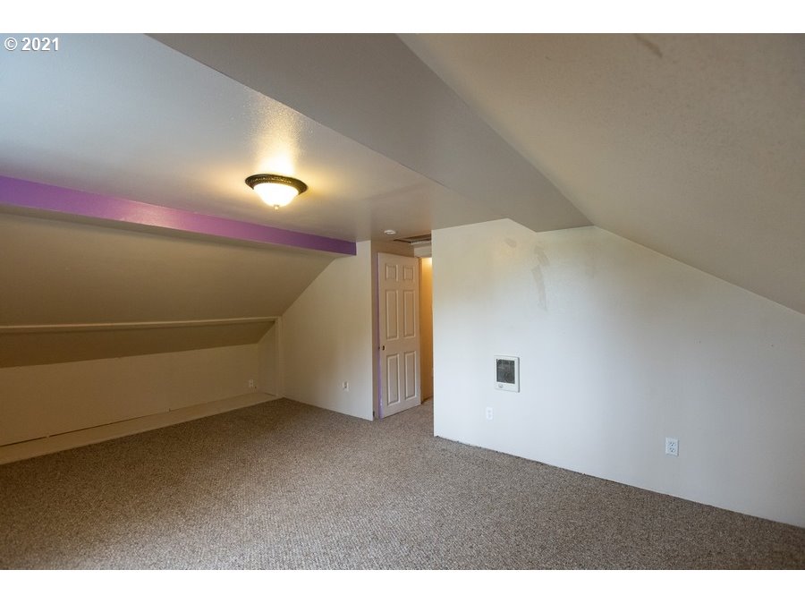 3645 Straight Hill Road Hood River, OR 97031 - Photo 21 of 31 Gallery Image 21
