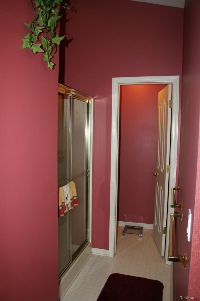 47145 Eastbourne Road Canton, MI 48188 - Photo 44 of 49 2014-05-12 14.48