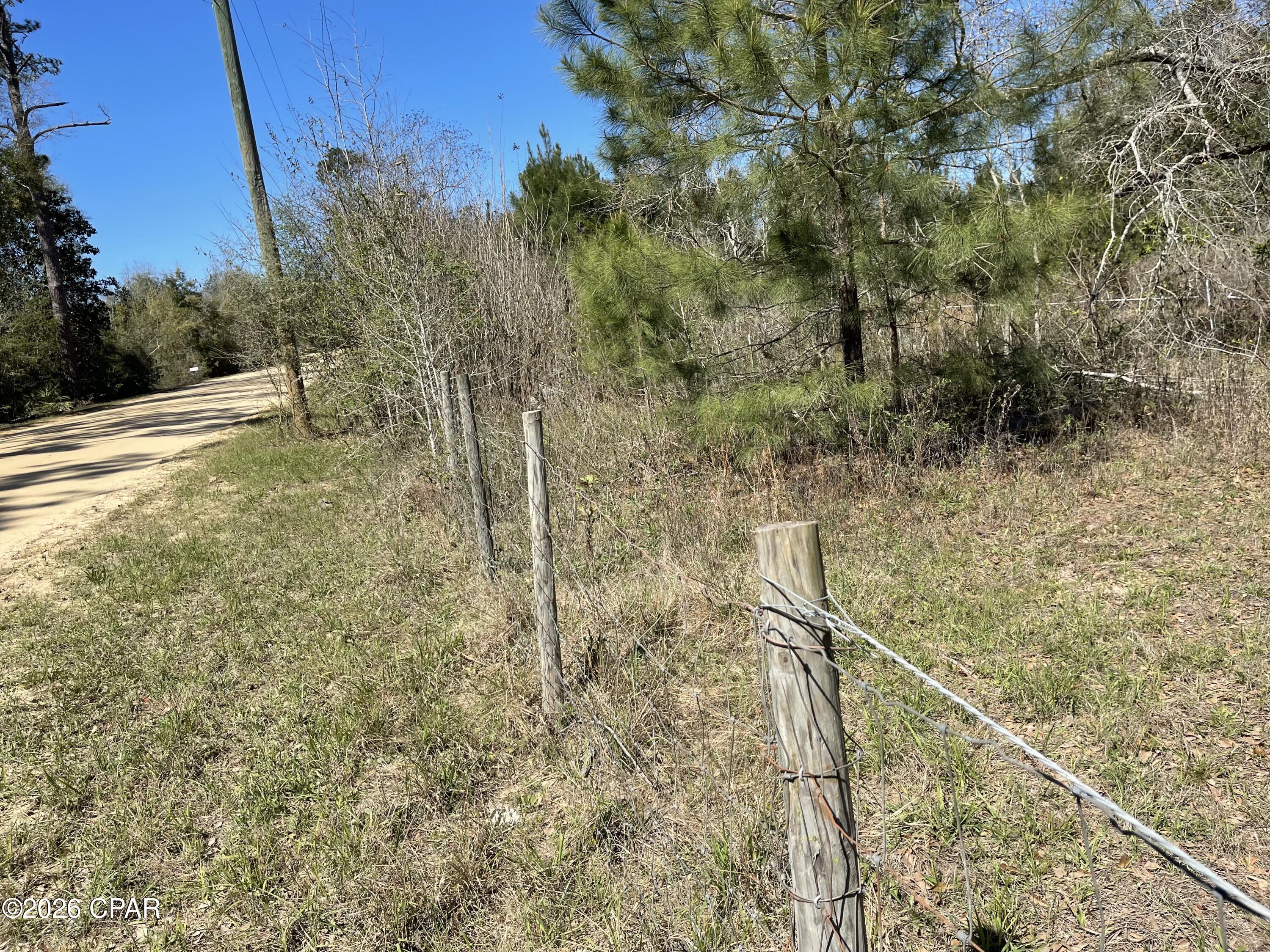12123 Harrington Road Fountain, FL 32438 - Photo 9 of 37