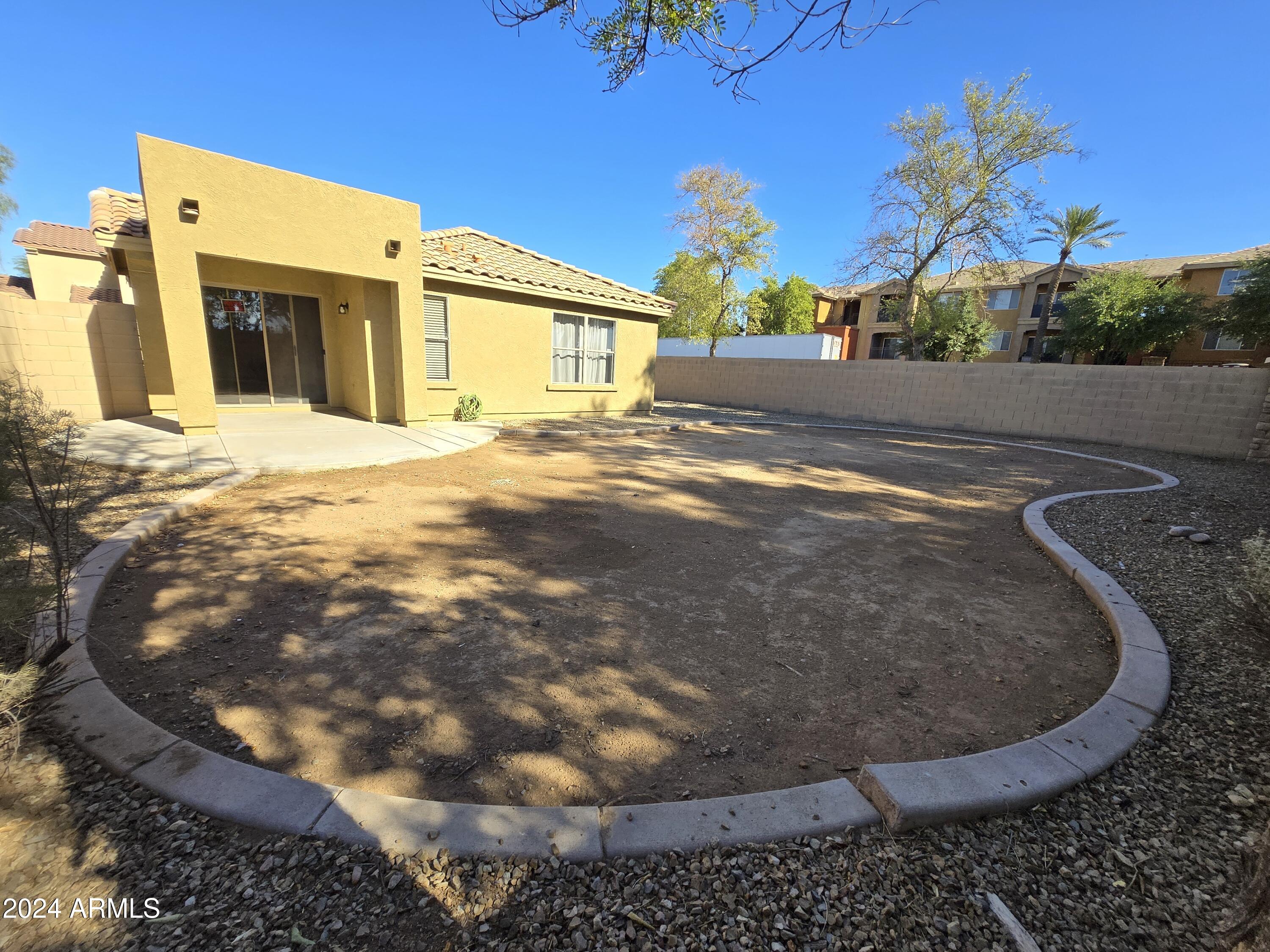 9365 West Eaton Road Phoenix, AZ 85037 - Photo 19 of 30 20241110_110849