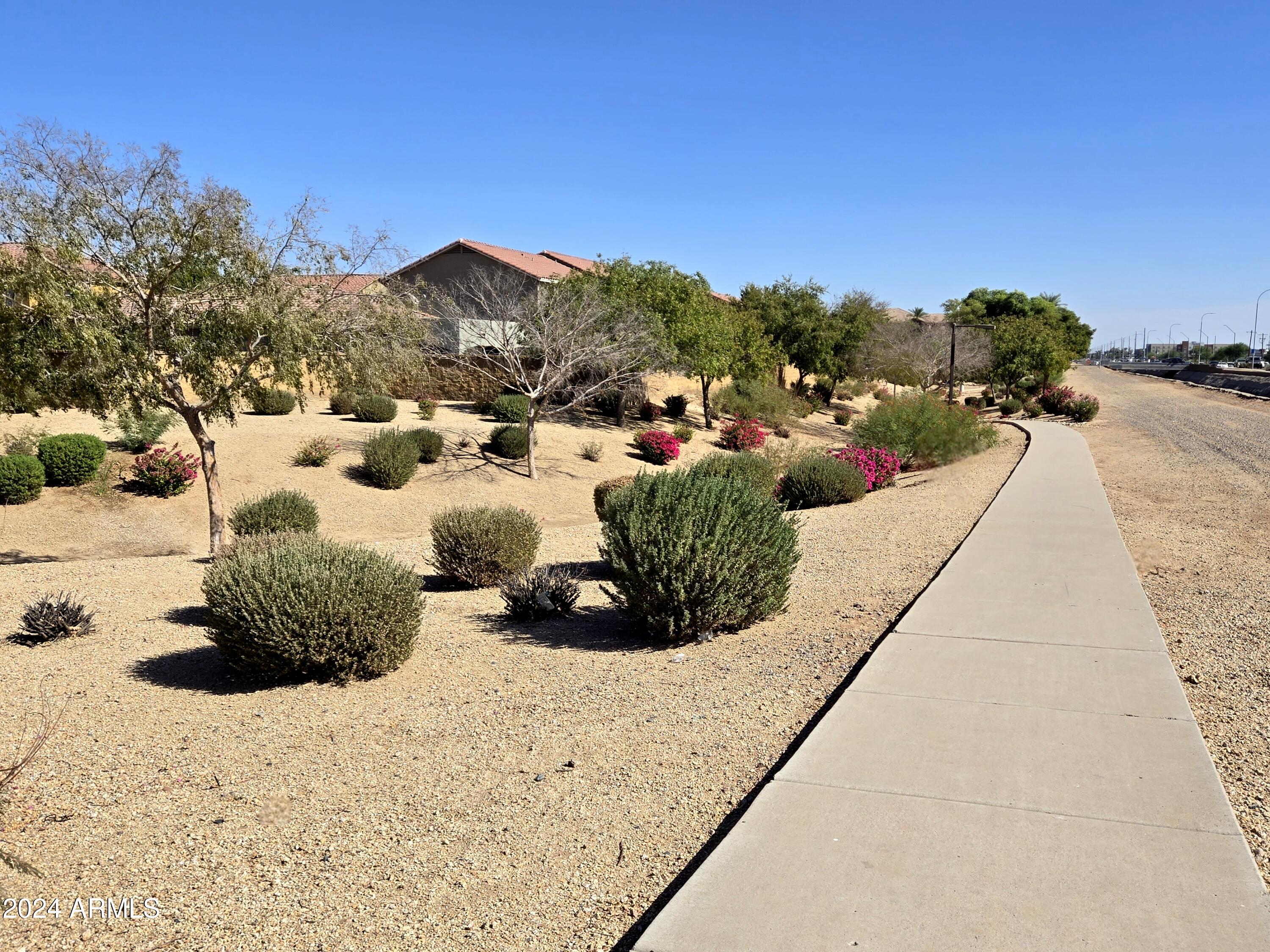 9365 West Eaton Road Phoenix, AZ 85037 - Photo 28 of 30 20241029_122713