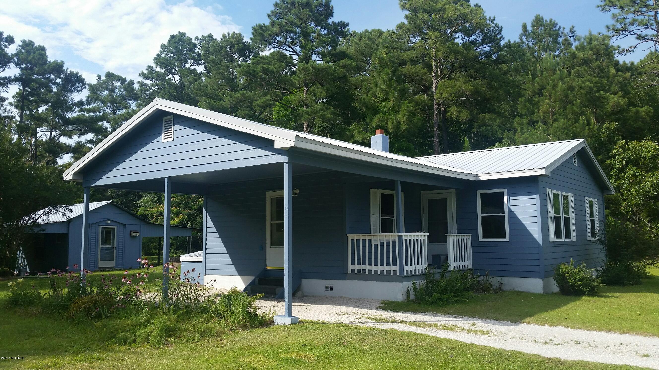 279 Parkertown Road Hubert, NC 28539 - Photo 2 of 19 20160621_165543_1466623947468_resized