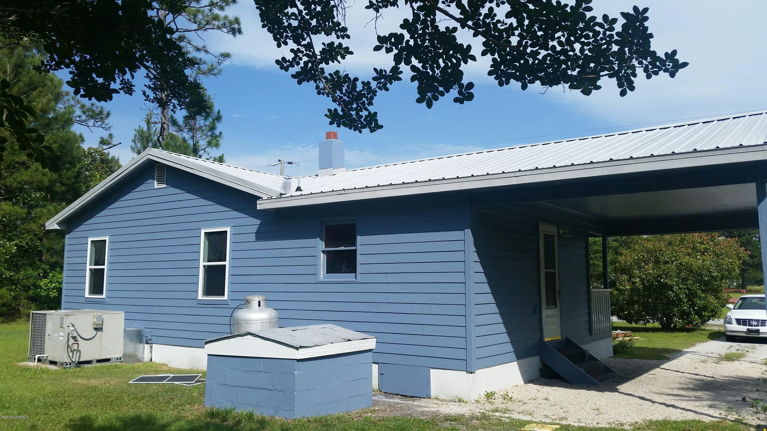279 Parkertown Road Hubert, NC 28539 - Photo 5 of 19 20160621_165614_1466623953093_resized