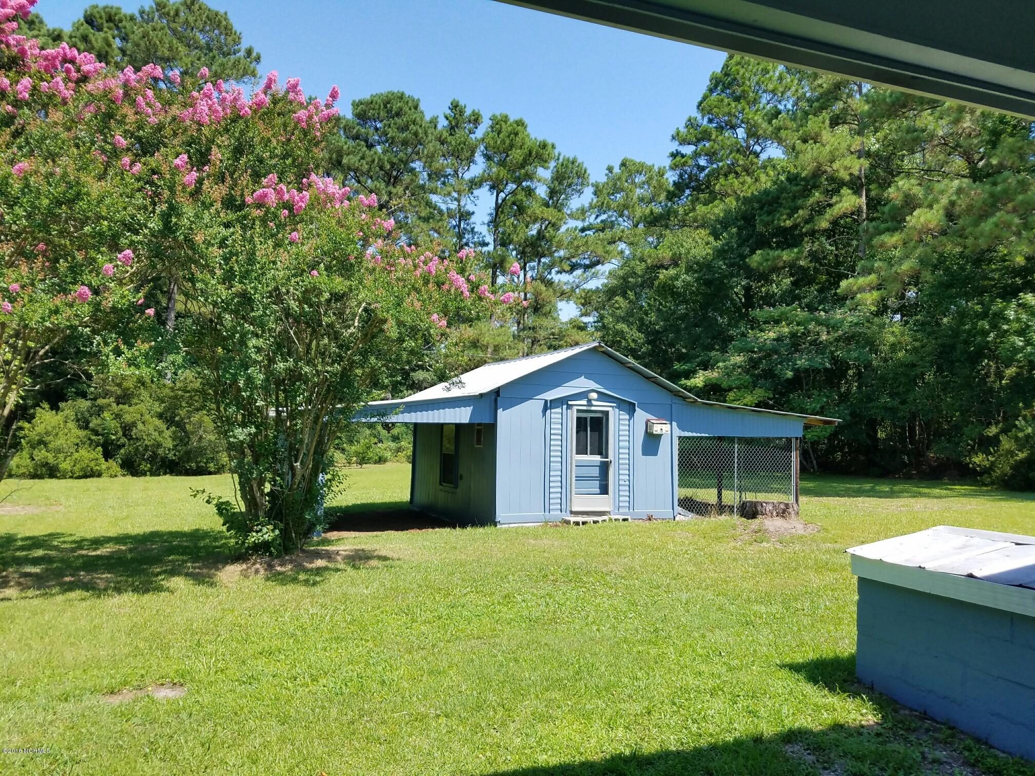 279 Parkertown Road Hubert, NC 28539 - Photo 6 of 19 20160714_111137_resized