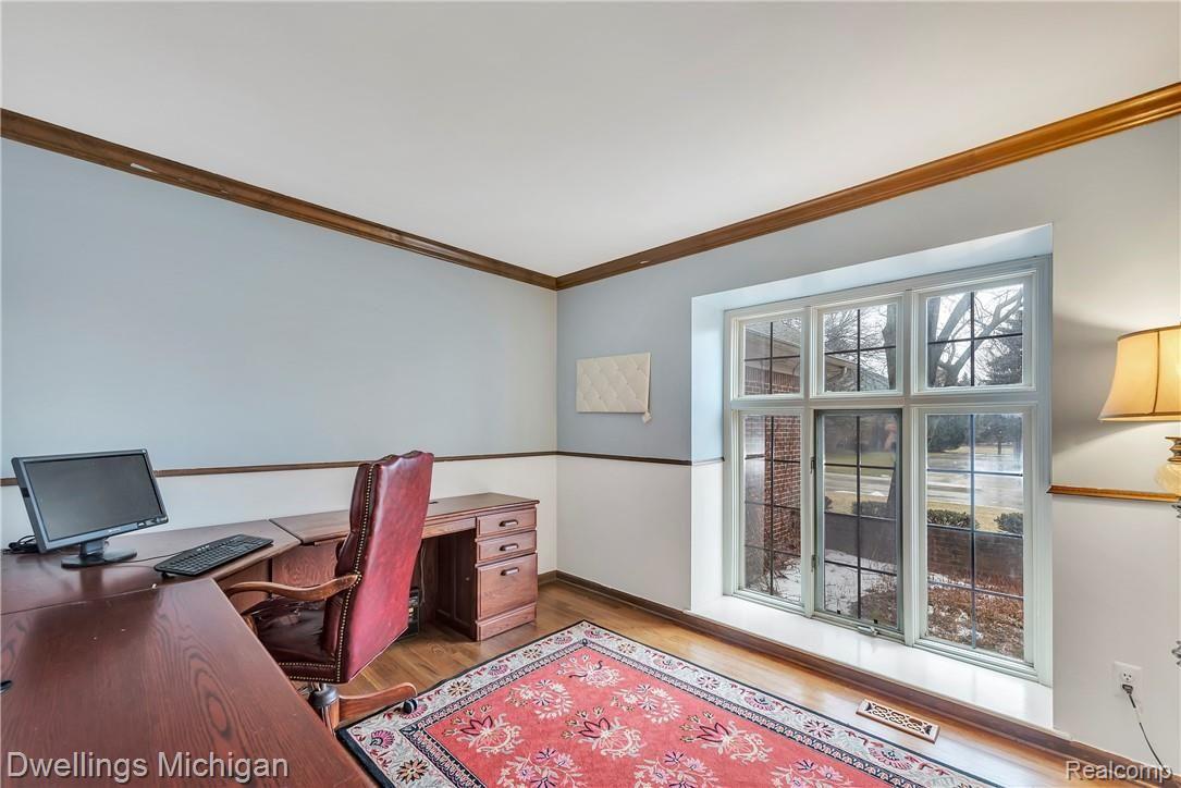 3633 Summit Ridge Drive Rochester, MI 48306 - Photo 31 of 53 3633-Summit-Ridge-Drive-Rochester-Hills-48306-windowstill-31.jpg