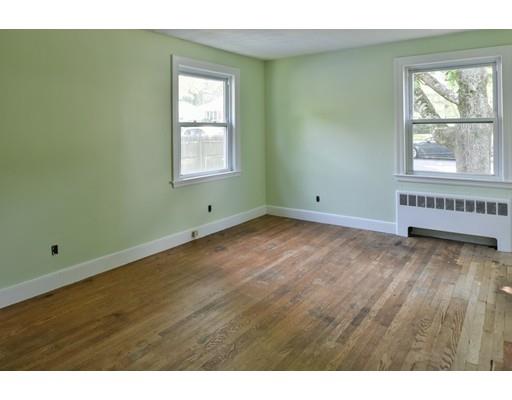 2 Violet Road Peabody, MA 01960 - Photo 13 of 18 Gallery Image 13